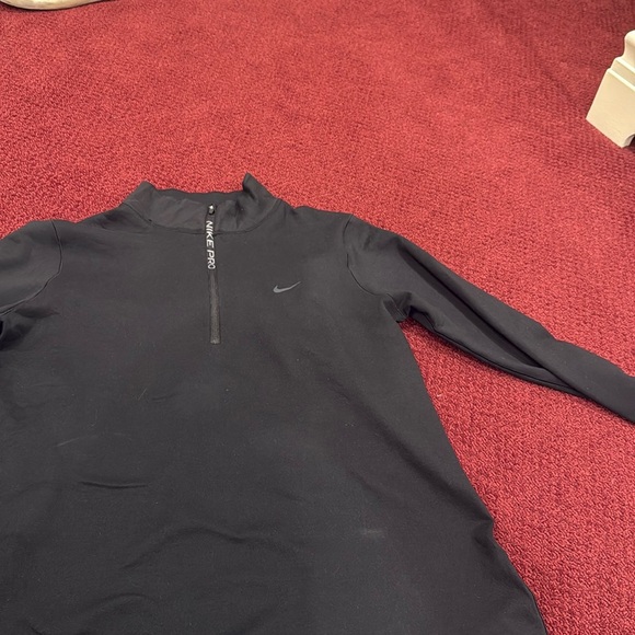 Peloton Nike with Peloton Nikepro  dri-fit long sleeve top host pick - Picture 5 of 13